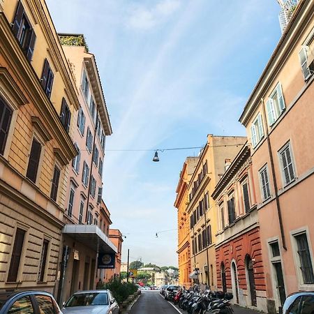 Style Apartment Julia 50 Mt From Colosseum Buitenkant foto