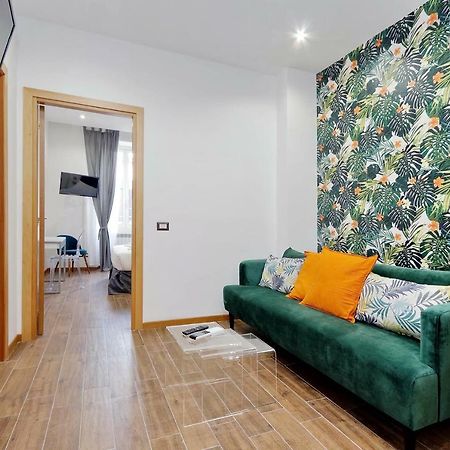 Style Apartment Julia 50 Mt From Colosseum Buitenkant foto