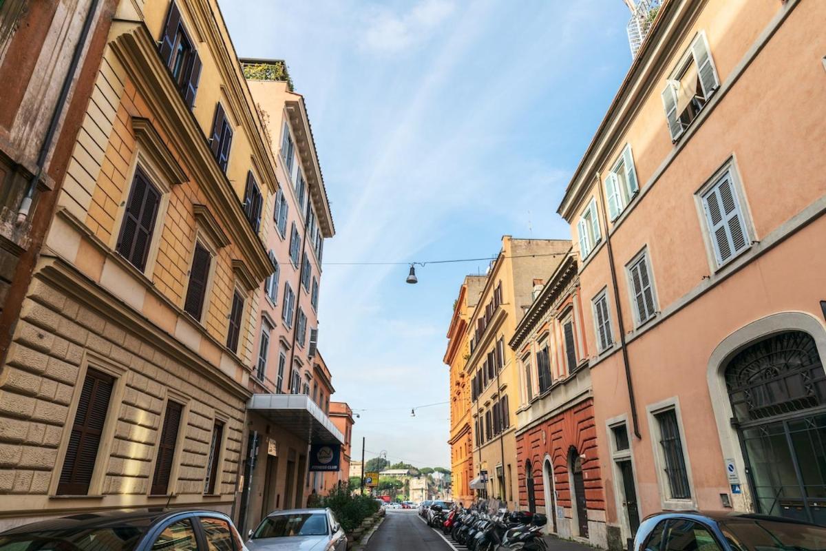 Style Apartment Julia 50 Mt From Colosseum Buitenkant foto