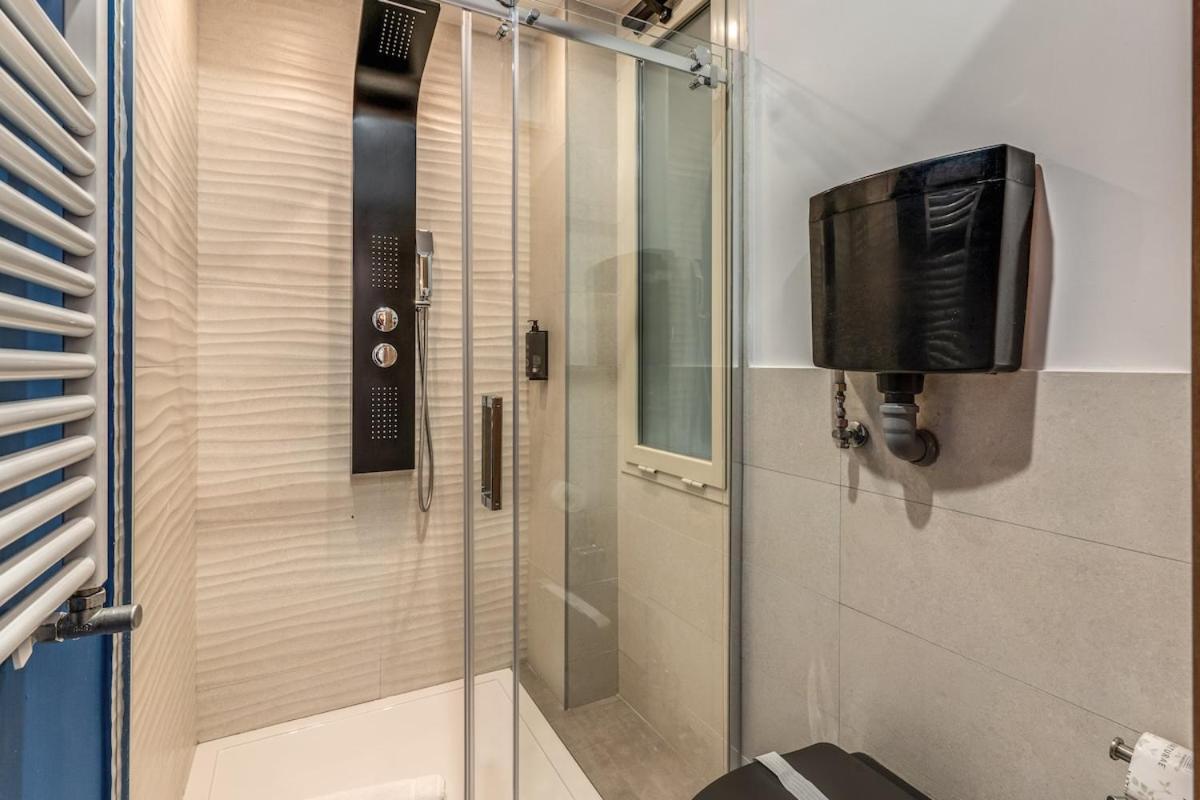 Style Apartment Julia 50 Mt From Colosseum Buitenkant foto