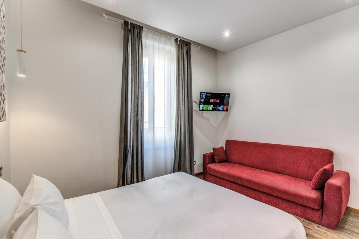 Style Apartment Julia 50 Mt From Colosseum Buitenkant foto