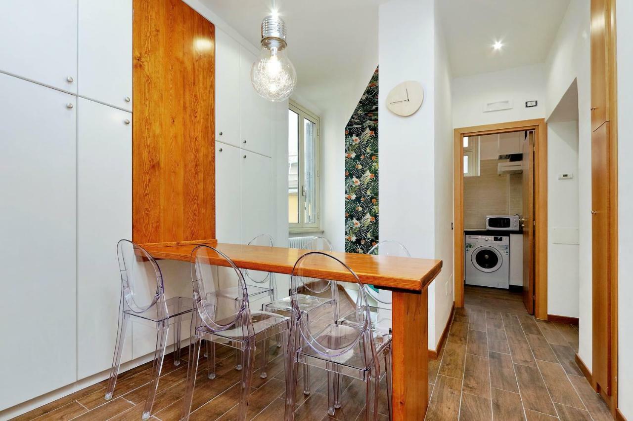 Style Apartment Julia 50 Mt From Colosseum Buitenkant foto