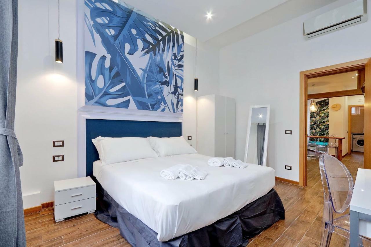 Style Apartment Julia 50 Mt From Colosseum Buitenkant foto