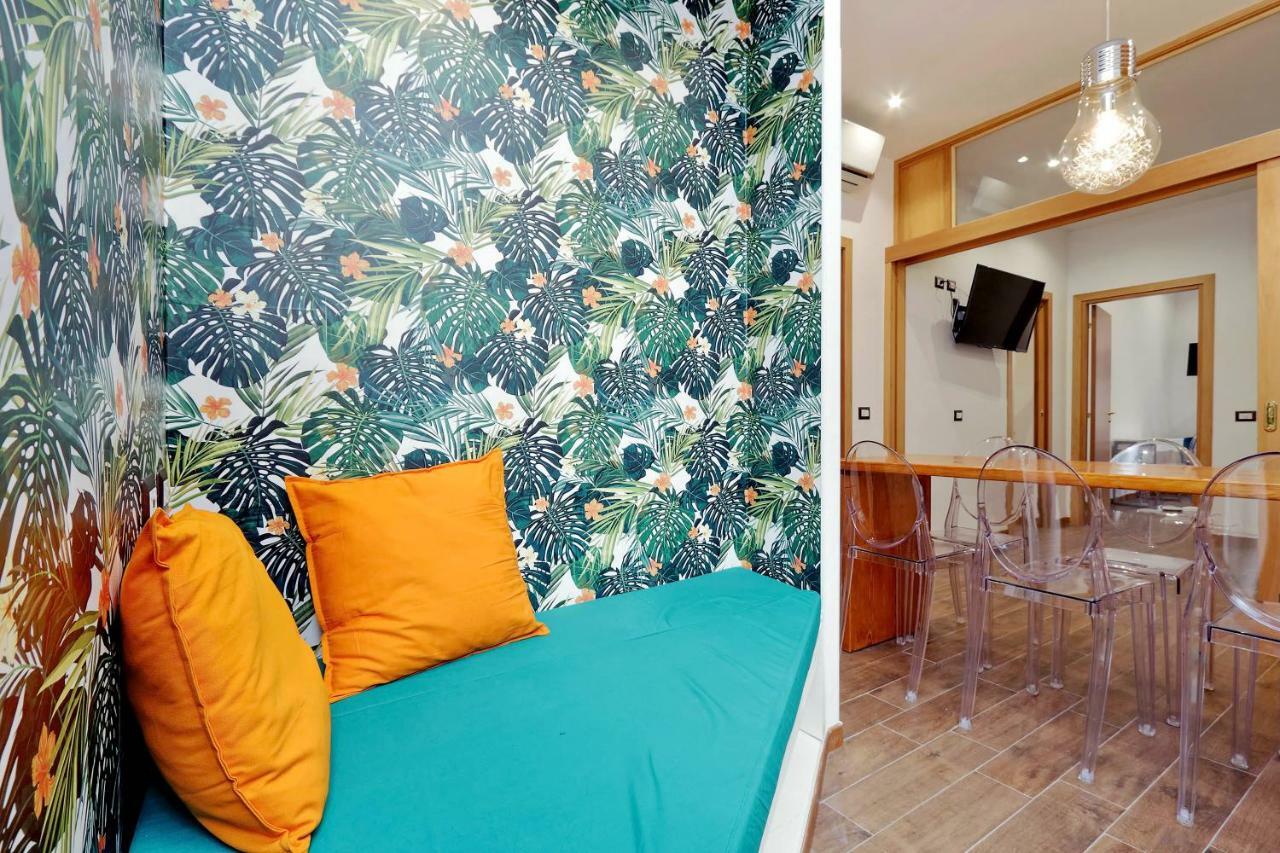 Style Apartment Julia 50 Mt From Colosseum Buitenkant foto